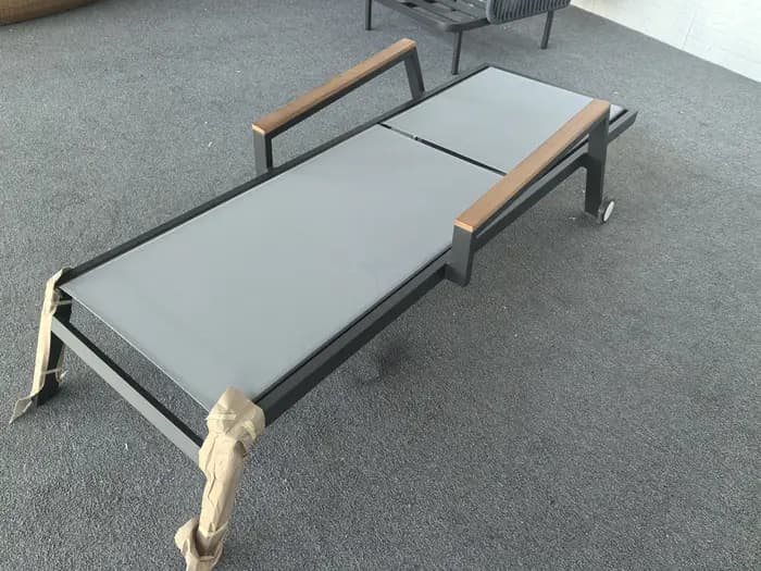 Chaise longue d'extérieur avec cadre en aluminium de qualité hôtel, pour adultes, pour plage, Patio,