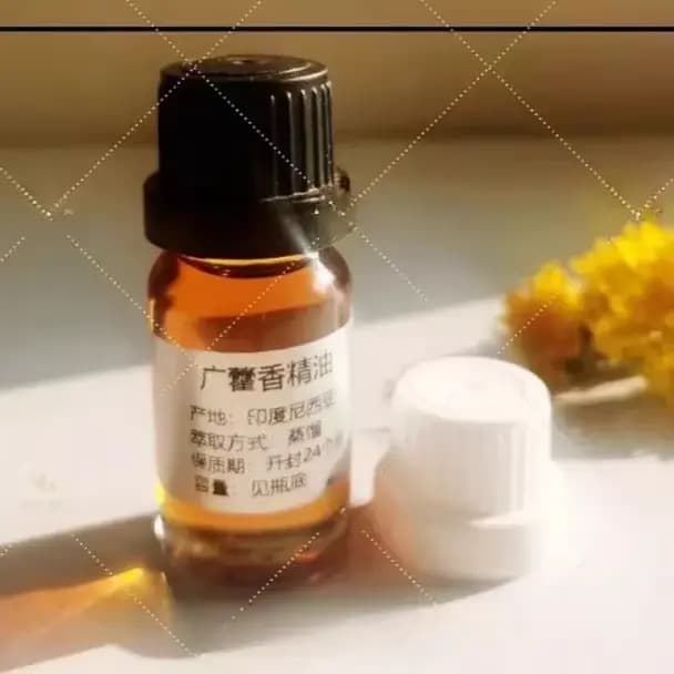 Huile essentielle de patchoumovie indien, matière première végétale naturelle, pour usage domestique