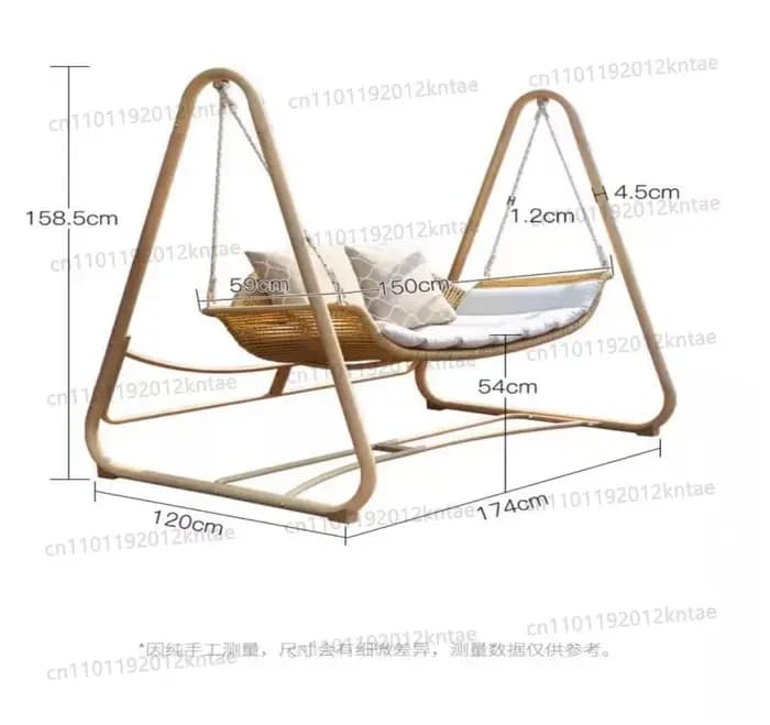 Fauteuil suspendu d'extérieur en rotin