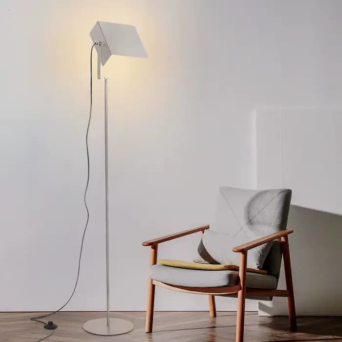 Lampe LED autoportante en acier inoxydable