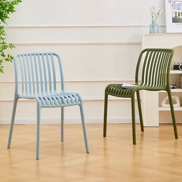 Nouveau balcon loisirs Support robuste fauteuil extérieur minimaliste maison empilable chaises de salle à manger à lattes verticales chaise de salon
