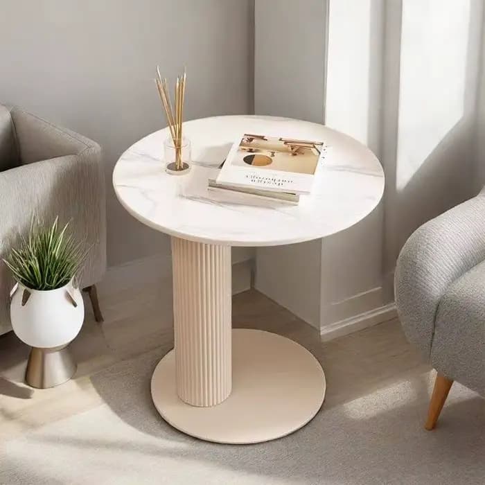 Table basse de style crème