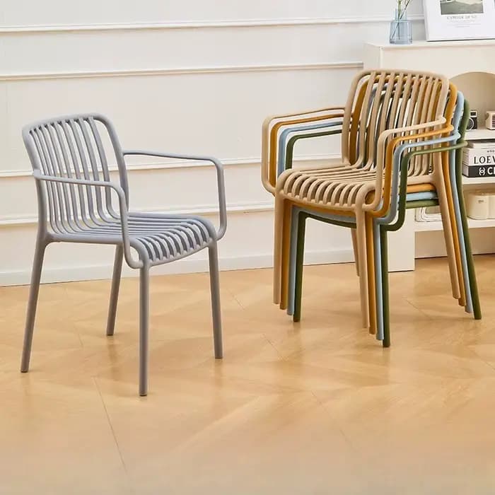 Nouveau balcon loisirs Support robuste fauteuil extérieur minimaliste maison empilable chaises de salle à manger à lattes verticales chaise de salon