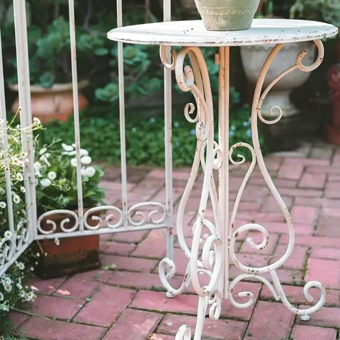 Table d'appoint ronde d'extérieur en métal et fer