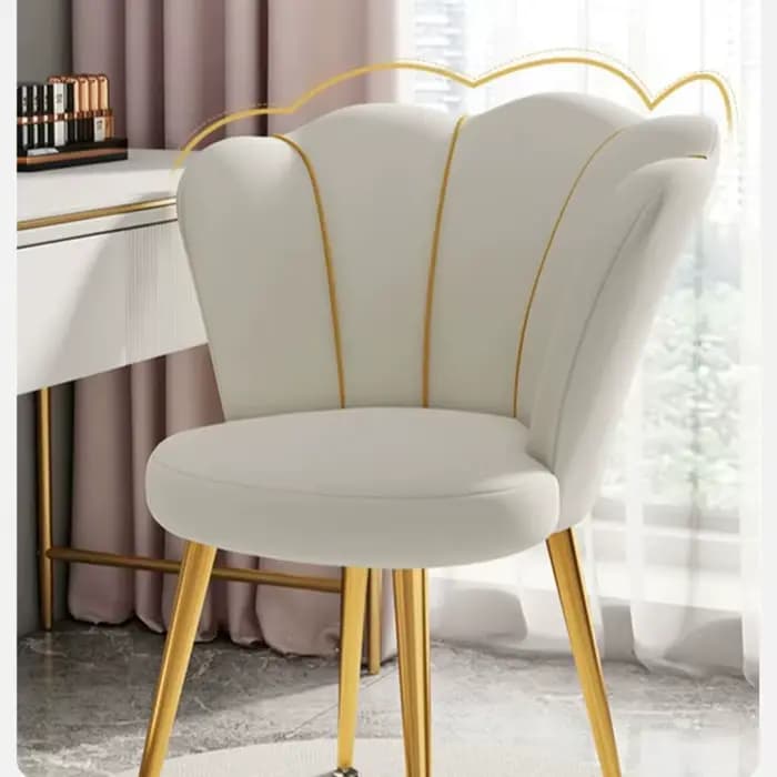 Chaise de maquillage nordique design avec dossier