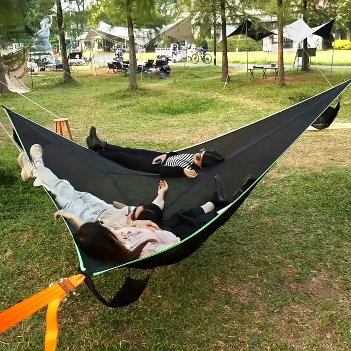 Hamac triangulaire portable en maille légère pour plusieurs personnes