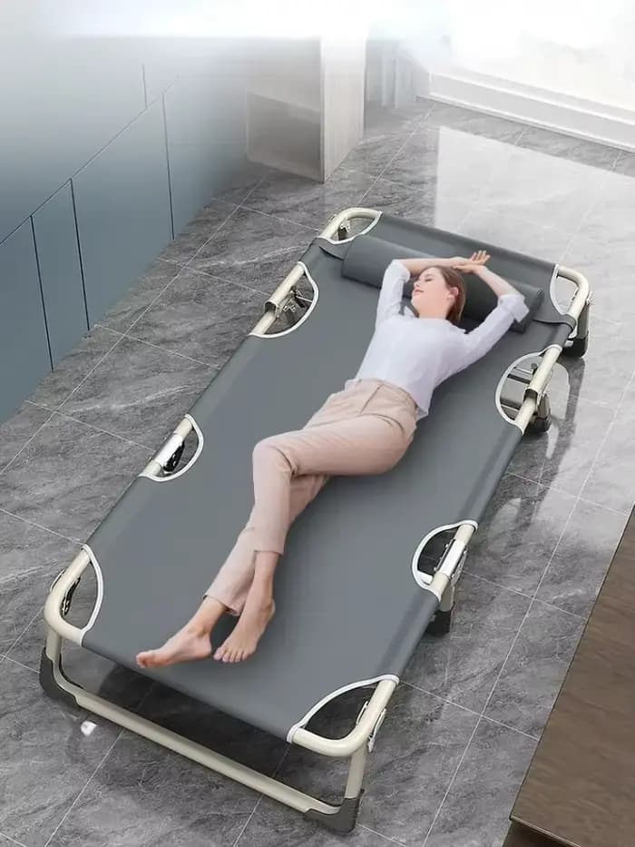 Chaise longue pliante d'extérieur