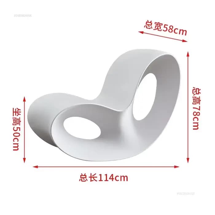 Chaise longue en plastique légère et luxueuse