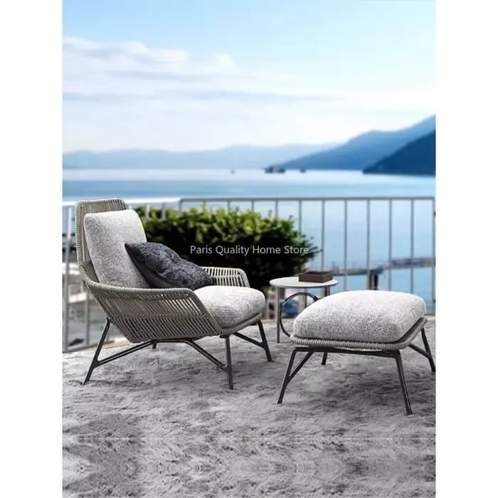 Chaise nordique en rotin pour balcon extérieur