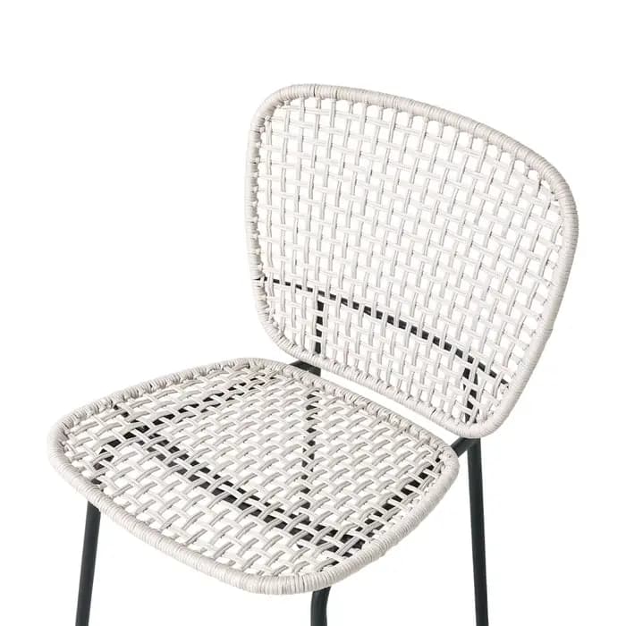 Chaises de bistro françaises en rotin