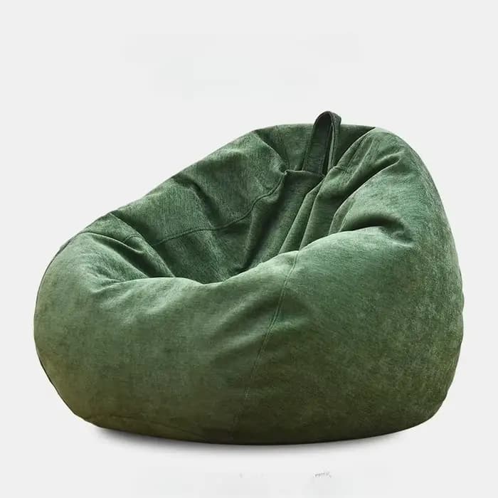 Salon décor pouf canapés