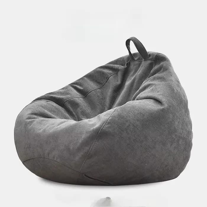 Salon décor pouf canapés
