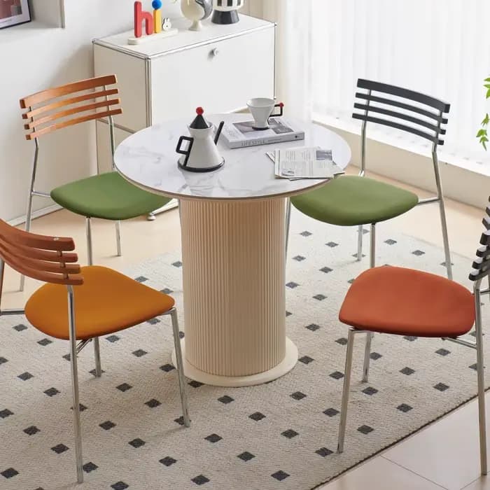 Chaises de salle à manger Vintage françaises en bois massif