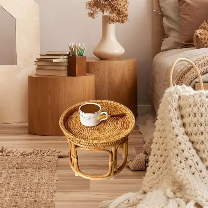 Table d'appoint en rotin