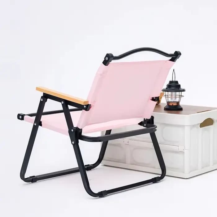 Chaises de plage de jardin violettes