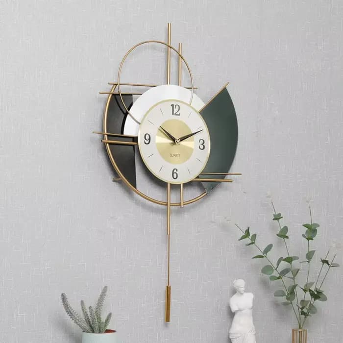 Horloge murale moderne, horloge à pendule en métal de luxe, horloge murale décorative élégante pour l'intérieur, décorations artistiques nordiques pour le salon