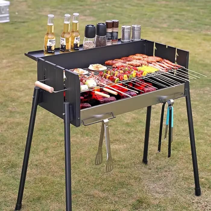 Barbecue multifonctionnel sans fumée au charbon de bois