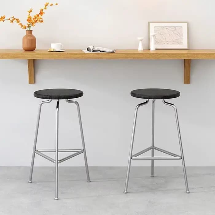 Chaises de Bar en ferronnerie en bois simples