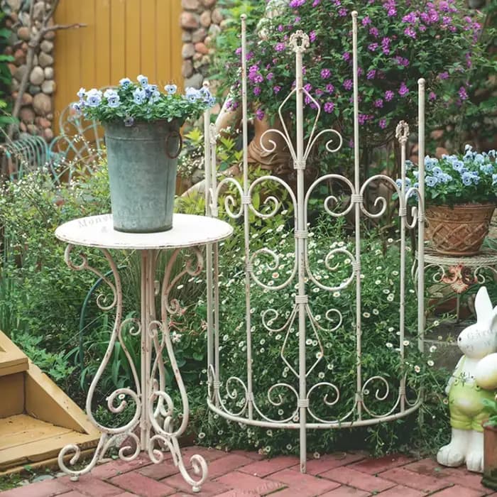 Table d'appoint ronde d'extérieur en métal et fer