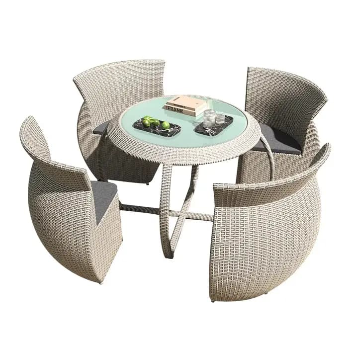 Table et chaise de balcon extérieur