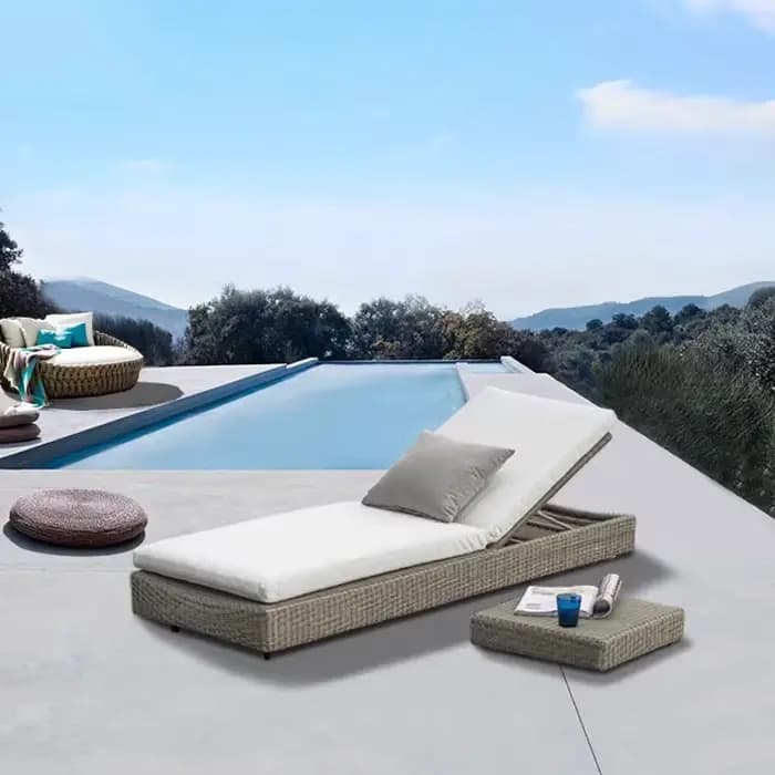 Chaise pliante réglable en rotin
