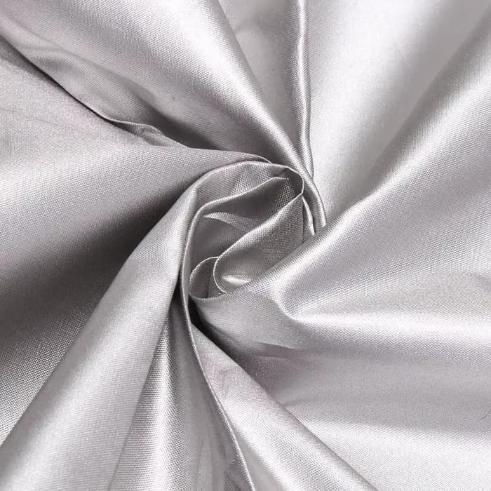 Housse imperméable pour meubles de jardin