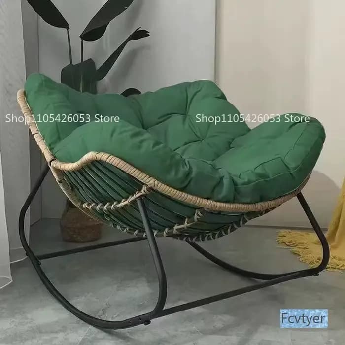 Fauteuil à bascule en rotin tressé