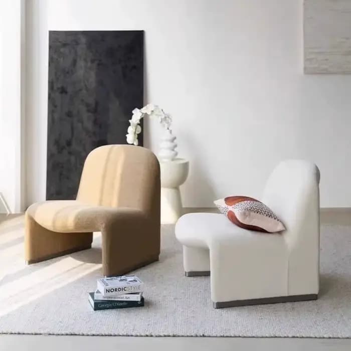 Canapé simple élégant, chaise longue de luxe de styliste