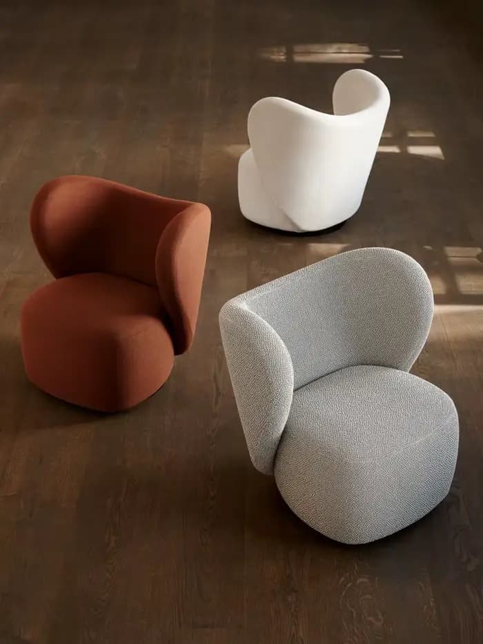 Fauteuil d'appoint rembourré à base pivotante pour villa