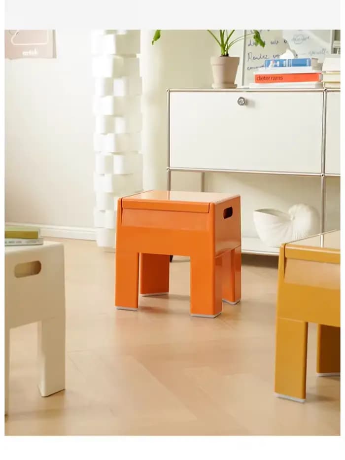 Chaise de salon de style nordique, tabouret bas en plastique ABS de style mid-century futuriste, chaises décontractées de luxe pour salle à manger