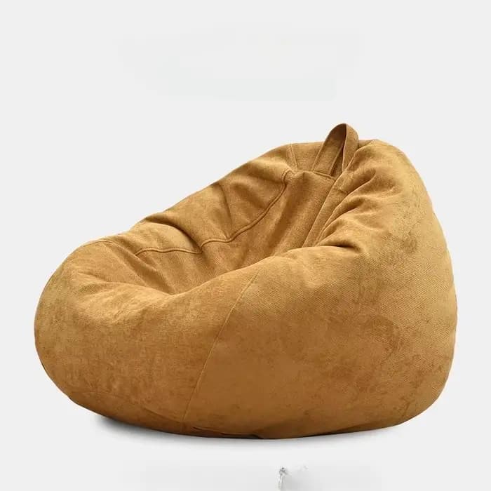 Salon décor pouf canapés