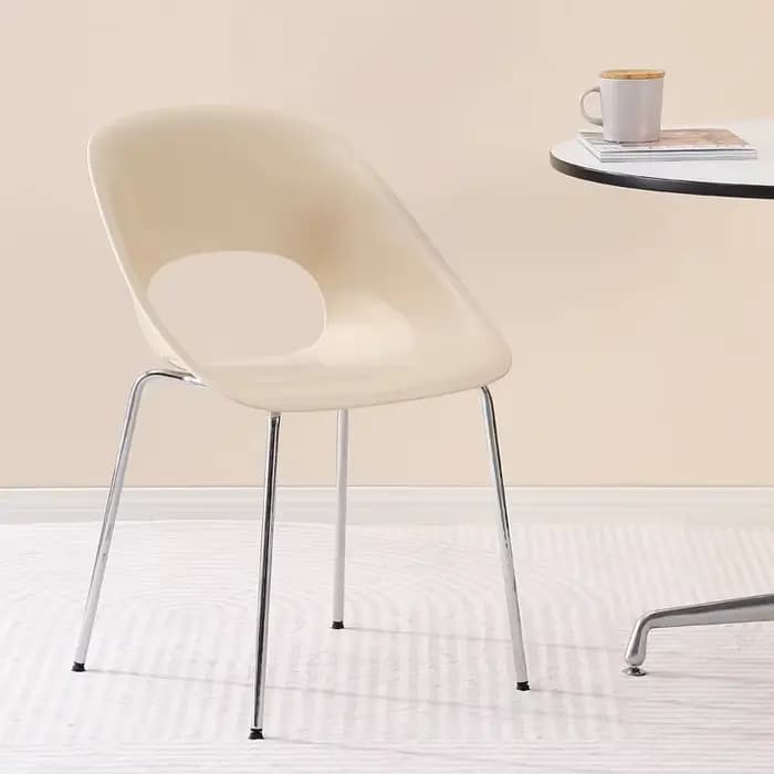 Chaise de dossier Simple en forme d'éventail