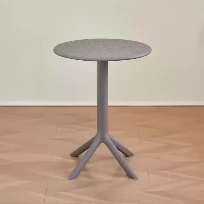 Petite Table ronde de styliste pour loisirs en plein air