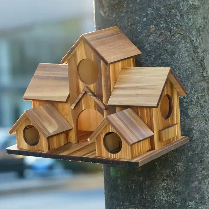 Nichoir en bois pour oiseaux à 5 trous