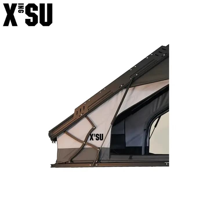 Tente de toit rigide Xsu en promotion pour 4 personnes, idéale pour le camping sur SUV