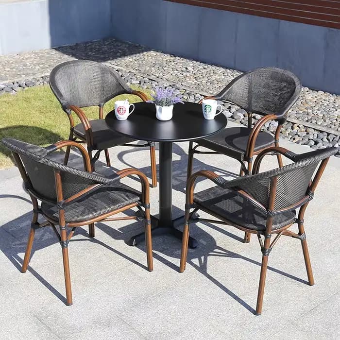 Chaise d'extérieur en maille simple
