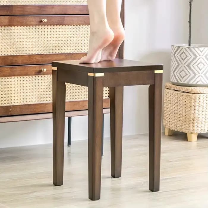 2025 Tabouret polyvalent en bois massif pour la maison de haute qualité