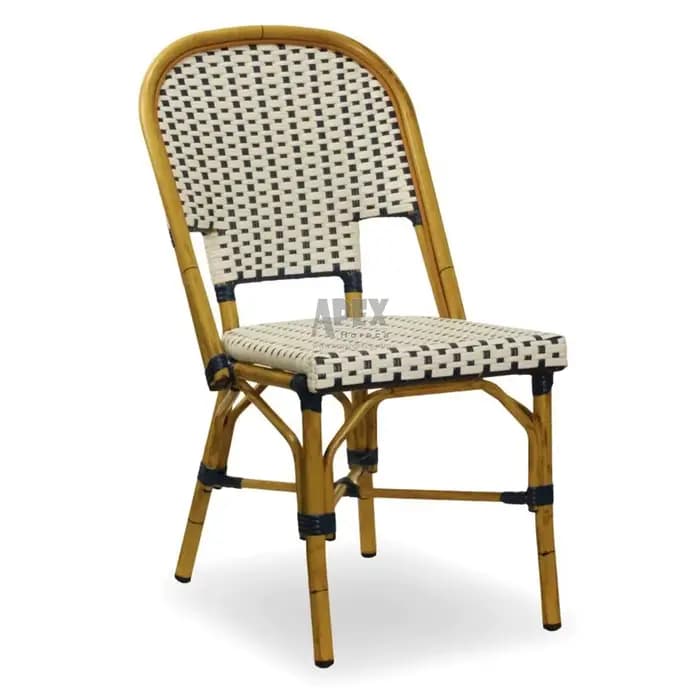 Fournisseur de meubles d'extérieur empilables en rotin et osier, chaises de terrasse française pour