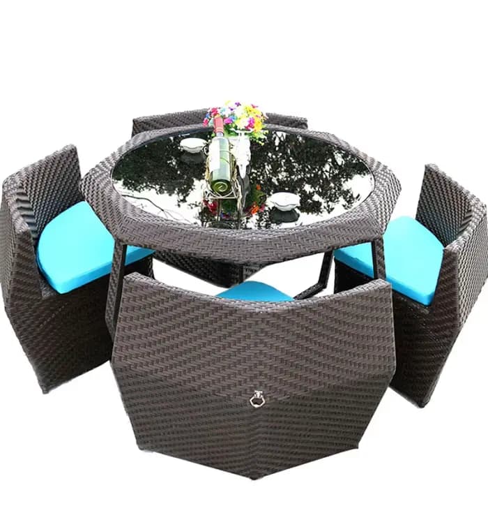 Ensemble de table et de chaises en poly rotin pour meubles de salle à manger d'extérieur de jardin