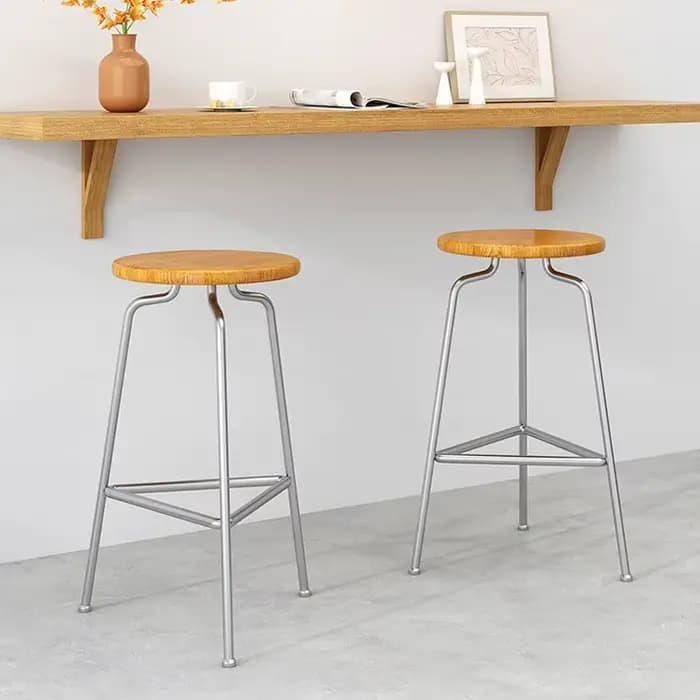 Chaises de Bar en ferronnerie en bois simples