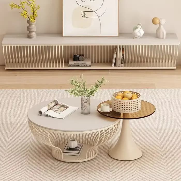 Table basse ronde avec plateau en verre français
