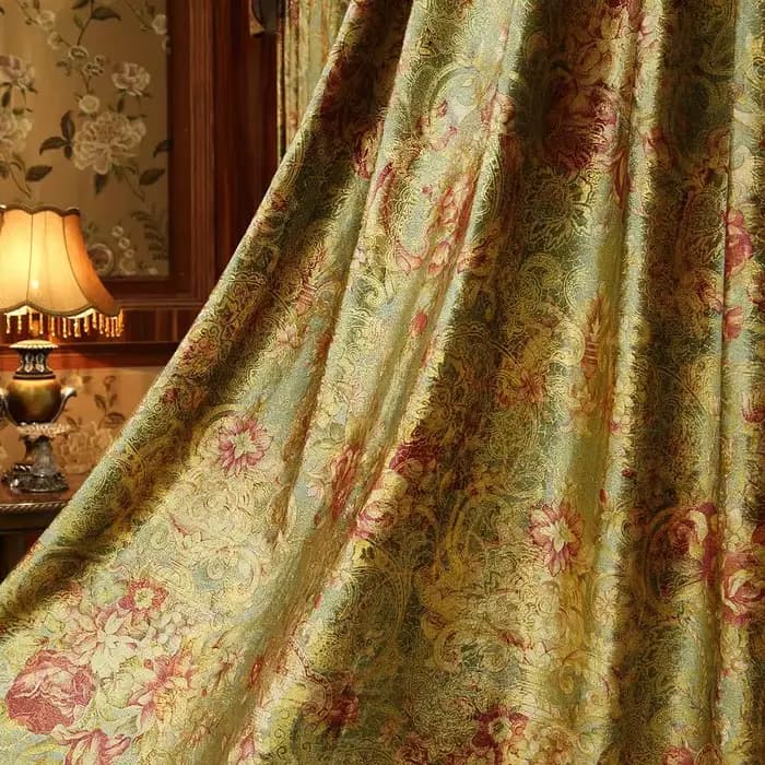 Rideau de luxe pour fenêtre