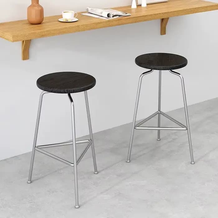 Chaises de Bar en ferronnerie en bois simples