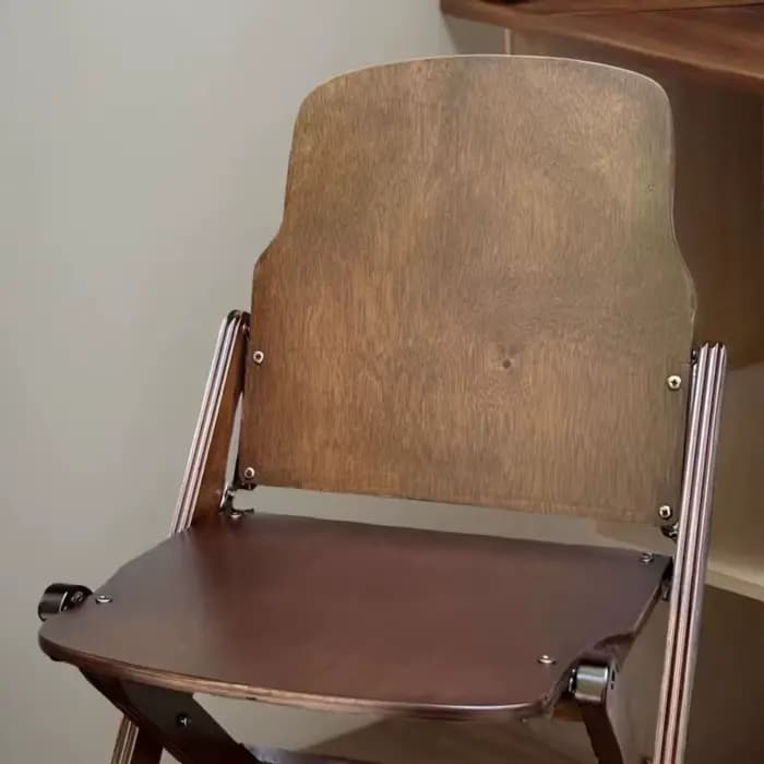Chaises pliantes rétro en bois massif