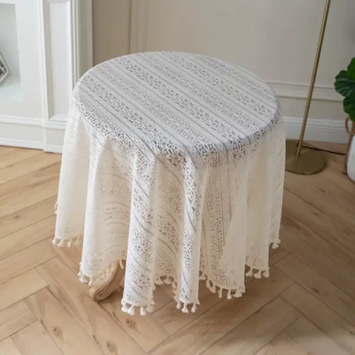 Nappe de Table à pampilles au Crochet de jardin français