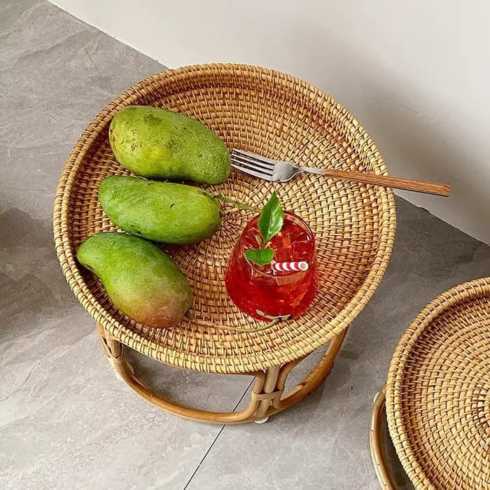 Table d'appoint en rotin