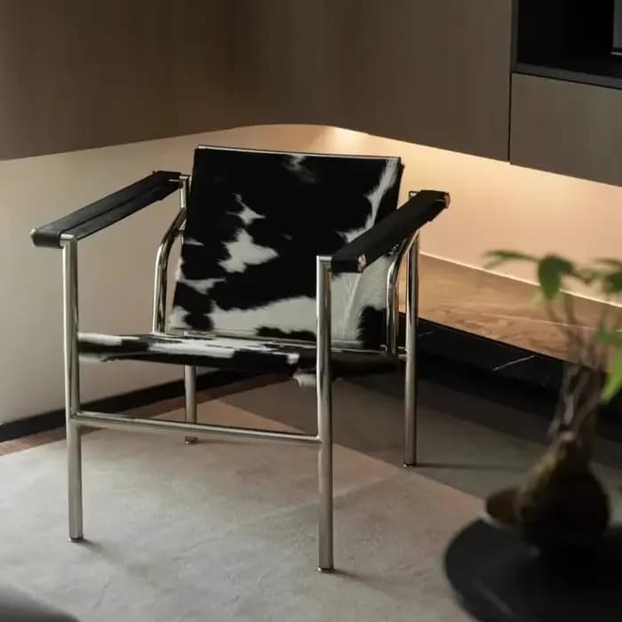 Fauteuil simple de style italien Le Corbusier