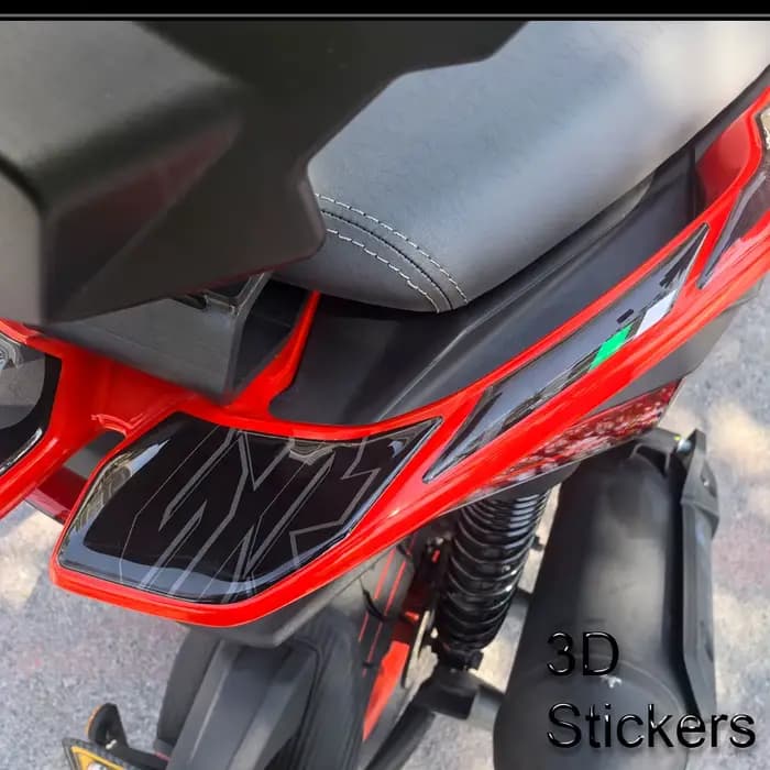 Accessoires Moto 2025 pour Aprilia SR GT 125 200 Sport Replica : Protection de Réservoir, Bouchon, Poignées, Autocollants de Protection pour Genoux et Carburant