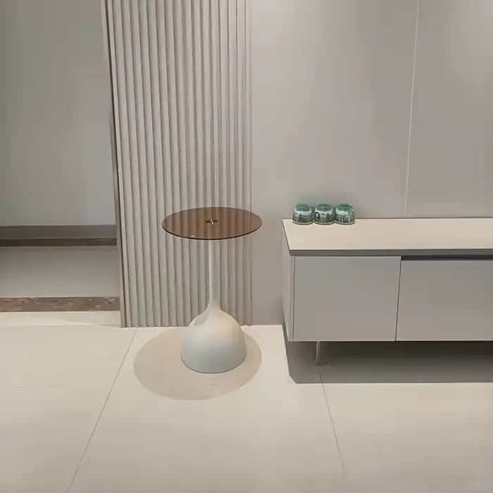 Table d'appoint ronde moderne avec plateau en verre trempé et structure en métal - Petite