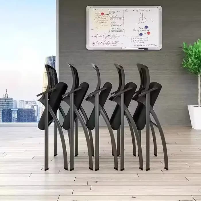 Chaise de formation pliante avec tableau de bureau